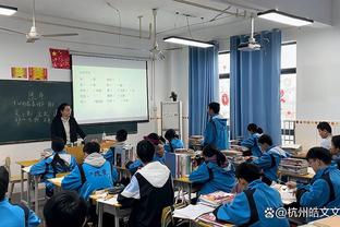 本场18次准确长传，近5赛季西甲长传成功数前十克罗斯占7席